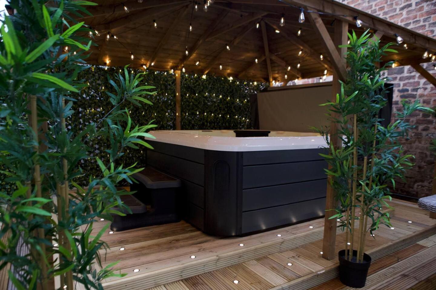 Romance On The Rows - Hot Tub City Centre Chester Luaran gambar